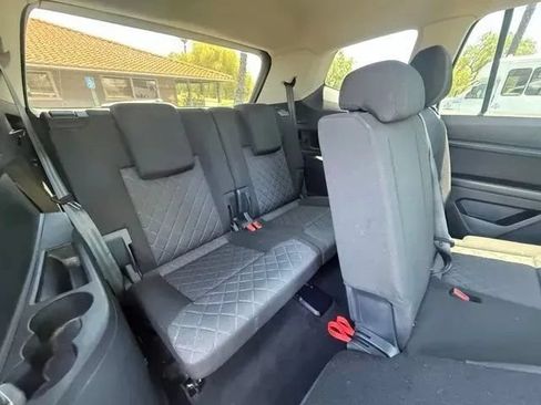 Used 2018 Volkswagen Atlas S FWD image 16