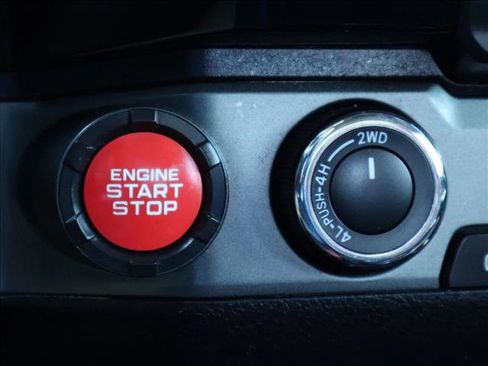 Used 2016 Toyota Tacoma TRD Sport w/ Premium & Technology Package AWD/4WD image 14