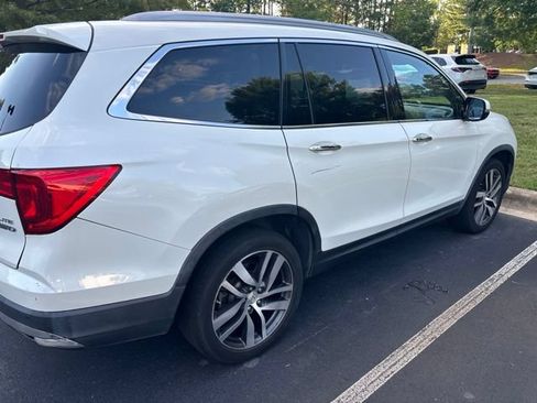 Used 2016 Honda Pilot Elite image 6