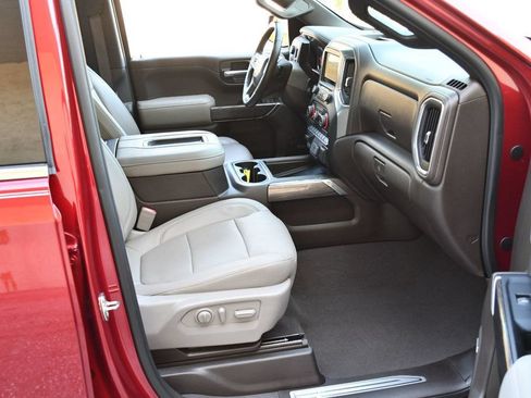 Used 2019 Chevrolet Silverado 1500 LTZ w/ LTZ Premium Package AWD/4WD image 19