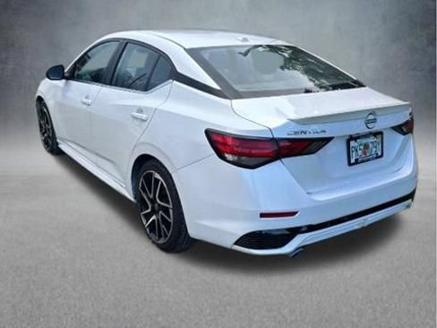 Used 2024 Nissan Sentra SR w/ SR Premium Package FWD image 9
