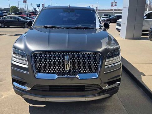 Used 2018 Lincoln Navigator Reserve w/ Technology Package image 8