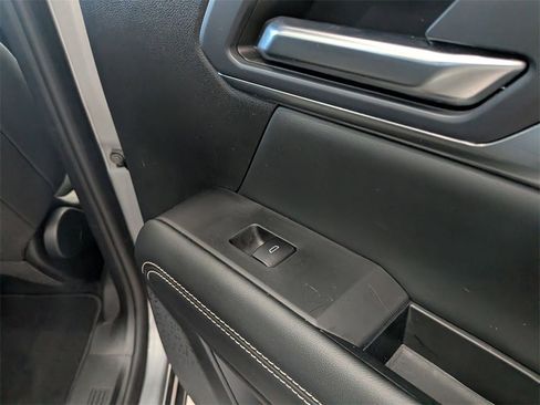 Used 2025 GMC Terrain Elevation image 27