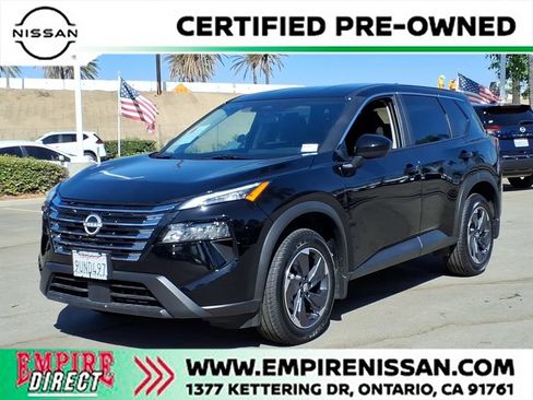 Certified 2025 Nissan Rogue SV FWD image 1