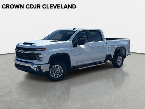 Used 2025 Chevrolet Silverado 2500 LT w/ Convenience Package image 1
