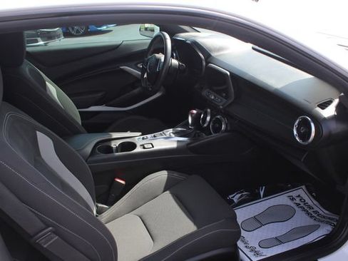 Used 2021 Chevrolet Camaro SS RWD image 24