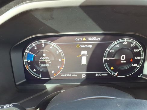 Used 2022 Mitsubishi Outlander SEL image 17