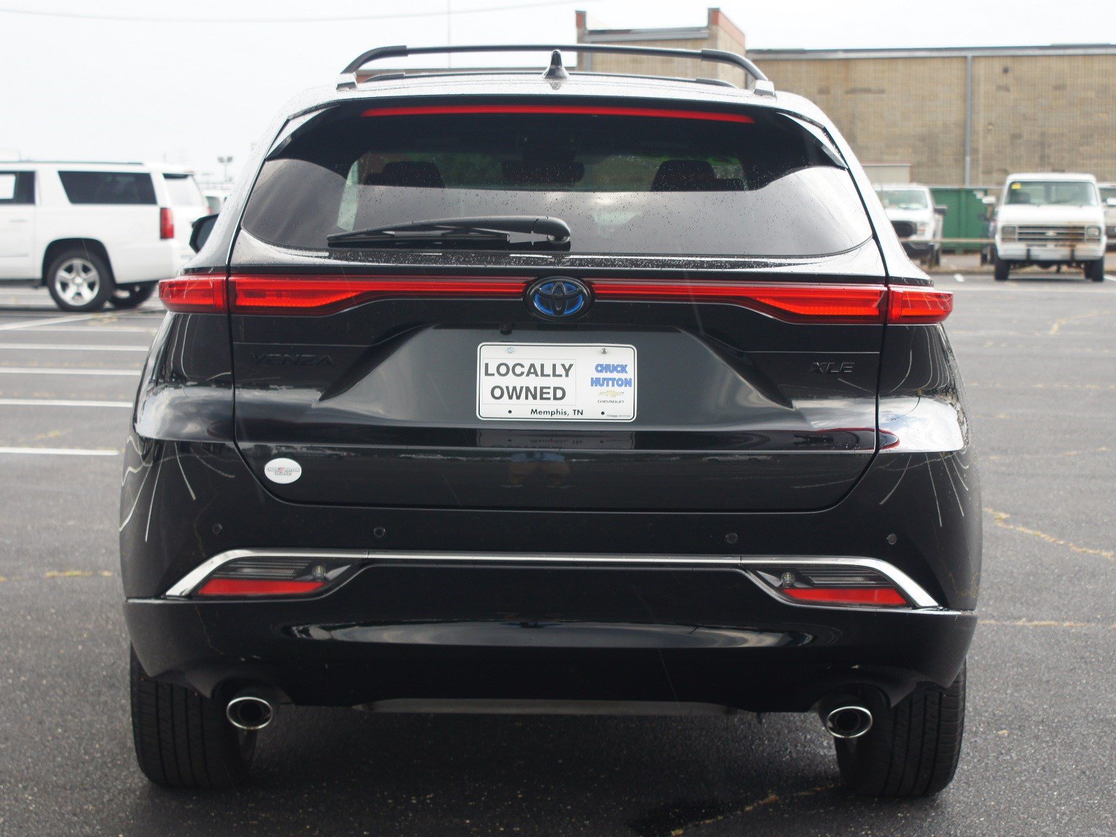 Used 2023 Toyota Venza Nightshade AWD/4WD image 3