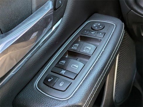 Used 2022 RAM 1500 Laramie image 25