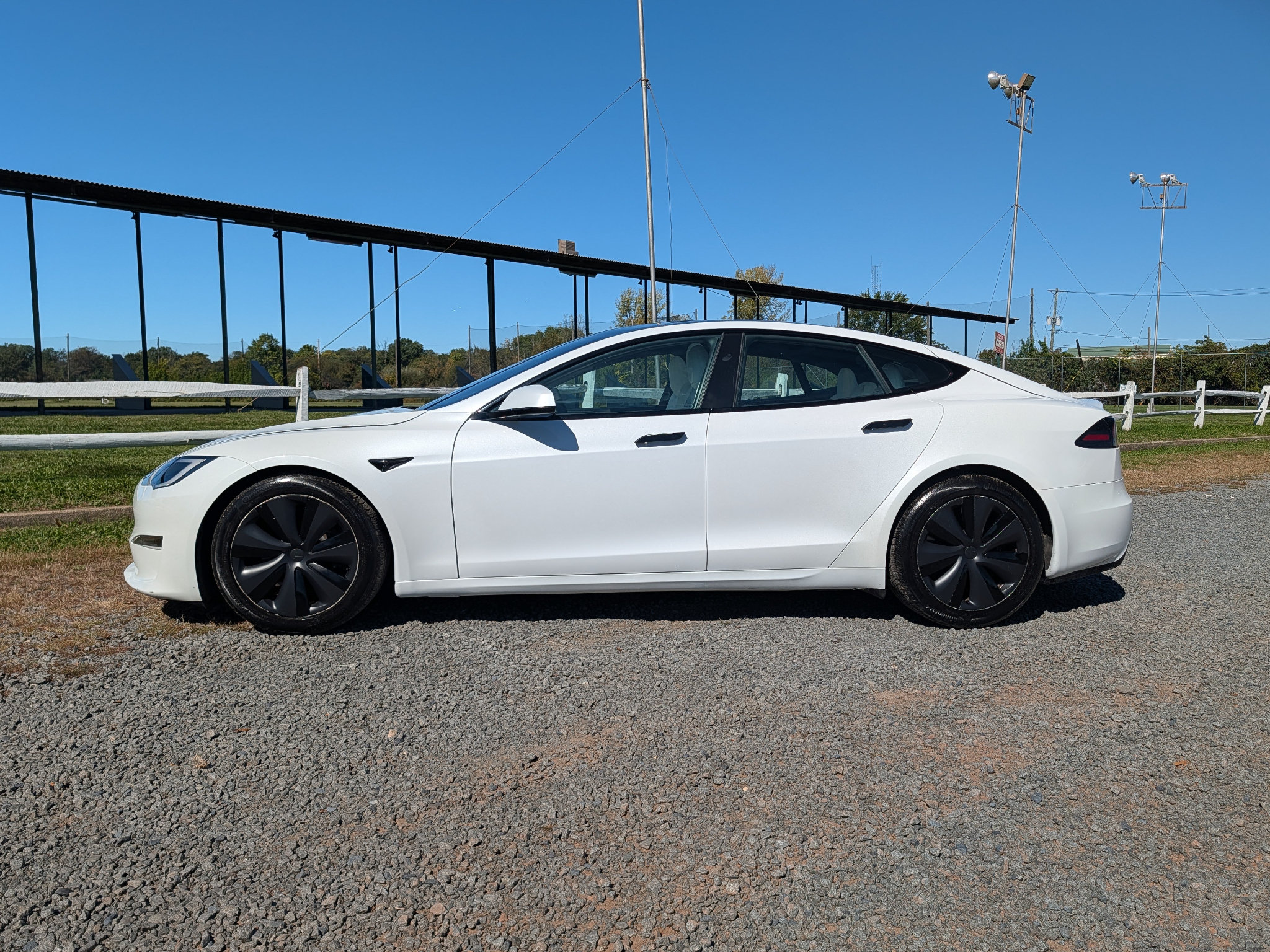 Used 2023 Tesla Model S Standard Range AWD/4WD image 9