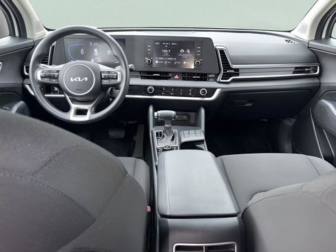Used 2025 Kia Sportage LX FWD image 20