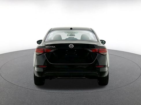 Used 2025 Nissan Sentra SV FWD image 6