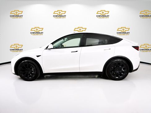 Used 2021 Tesla Model Y Long Range AWD/4WD image 4