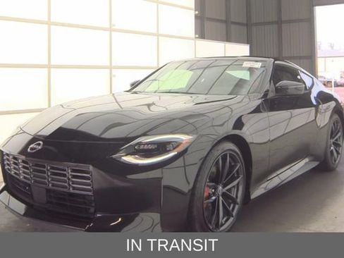 Used 2025 Nissan Z Performance w/ Floor Mat Package RWD image 1