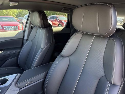 New 2026 Cadillac Optiq Luxury 2 AWD/4WD image 20
