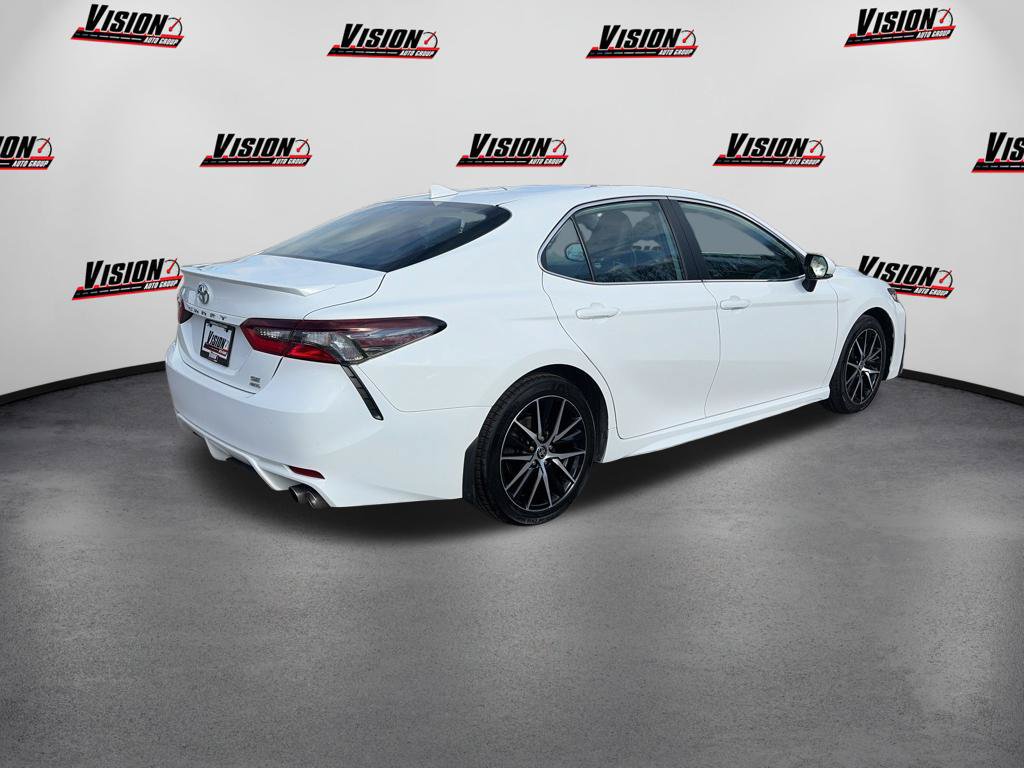 Used 2023 Toyota Camry SE w/ Cold Weather Package AWD/4WD image 5