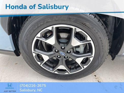 Used 2019 Subaru Crosstrek 2.0i Premium image 4