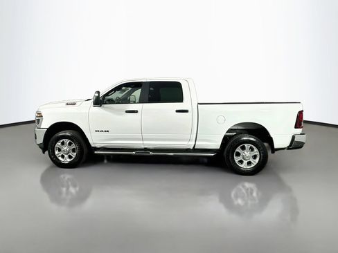 Used 2025 RAM 2500 Big Horn AWD/4WD image 4