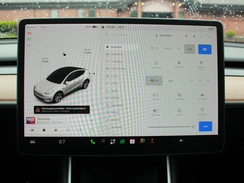 Used 2021 Tesla Model Y Long Range AWD/4WD image 15