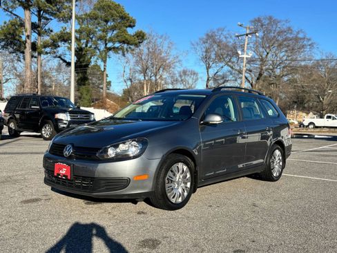 Used 2014 Volkswagen Jetta S image 1