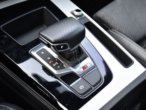 Used 2021 Audi SQ5 Prestige w/ Prestige Package image 33