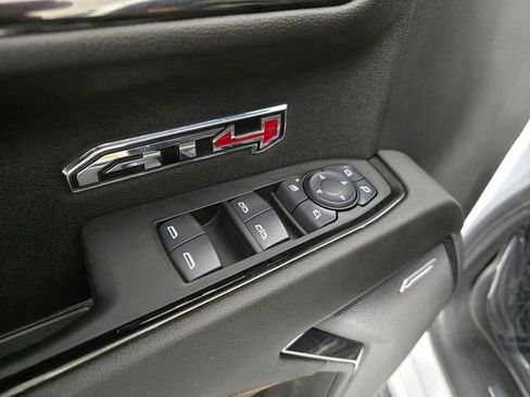 Used 2025 GMC Sierra 1500 AT4 w/ AT4 Premium Package AWD/4WD image 26