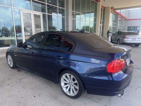 Used 2011 BMW 328i Sedan RWD image 12