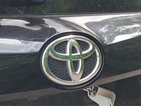 Used 2016 Toyota RAV4 SE w/ Cargo Management Package AWD/4WD image 30