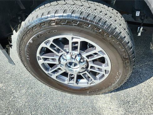 Used 2024 Ford F250 Limited w/ FX4 Off-Road Package AWD/4WD image 39