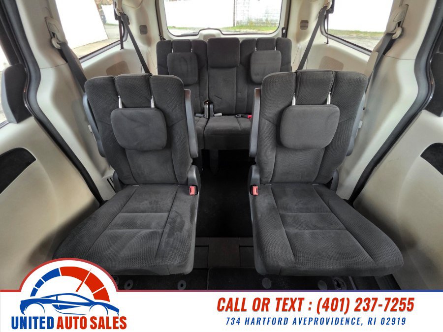 Used 2016 Dodge Grand Caravan SE w/ Quick Order Package 29E SE FWD image 25