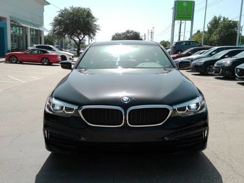 Used 2019 BMW 530i w/ Convenience Package RWD image 3