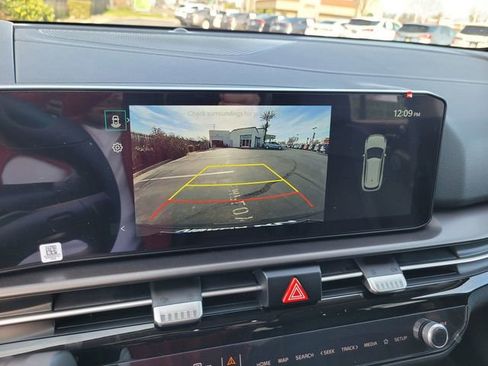 New 2026 Kia Sportage EX image 10