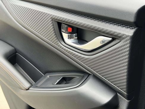 Used 2019 Subaru Crosstrek 2.0i Limited w/ Moonroof Package w/Navigation image 33