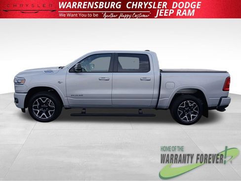 New 2026 RAM 1500 Laramie AWD/4WD image 7