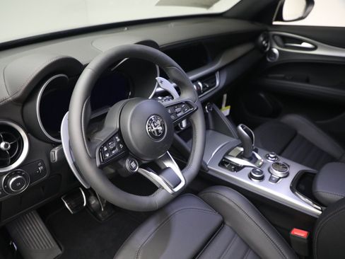 New 2026 Alfa Romeo Stelvio Sprint AWD/4WD image 21