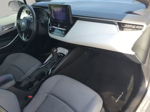 Used 2024 Toyota Corolla SE image 12