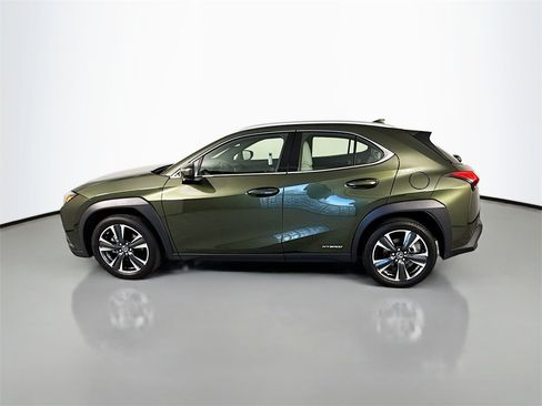 Used 2022 Lexus UX 250h image 2