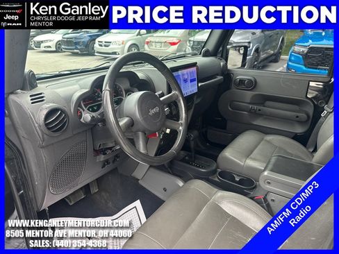 Used 2007 Jeep Wrangler Unlimited Sahara AWD/4WD image 15