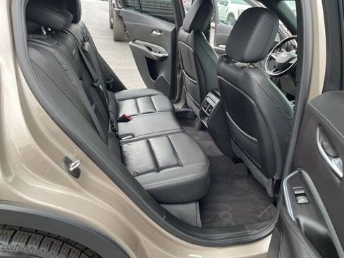 Used 2023 Cadillac XT4 Premium Luxury w/ Cold Weather Package FWD image 30
