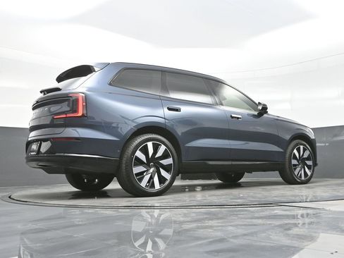 New 2025 Volvo EX90 Ultra image 27