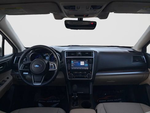 Used 2018 Subaru Outback 2.5i Limited AWD/4WD image 22