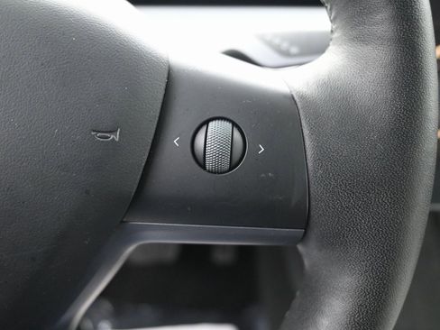 Used 2023 Tesla Model 3 Standard Range image 20