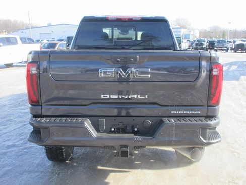 New 2026 GMC Sierra 2500 Denali Ultimate w/ Max Trailering Package image 5