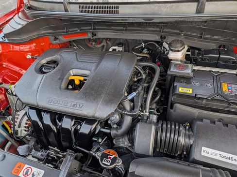 Used 2023 Kia Soul LX w/ LX Technology Package image 26