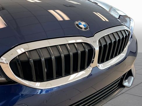 Used 2020 BMW 330i Sedan w/ Convenience Package RWD image 27