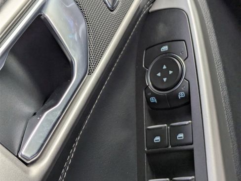 Used 2020 Ford Explorer XLT w/ Equipment Group 202A image 28