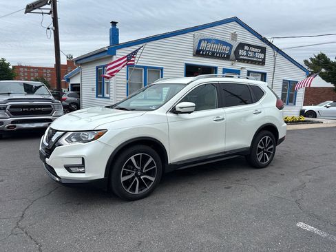 Used 2020 Nissan Rogue SL AWD/4WD image 3
