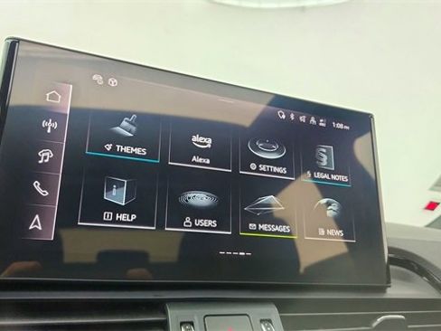 Used 2025 Audi Q5 e Premium Plus w/ Premium Plus Package image 49