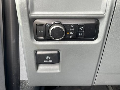 Used 2023 Ford F150 XL RWD image 26