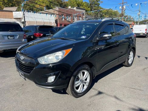 Used 2013 Hyundai Tucson GLS image 7